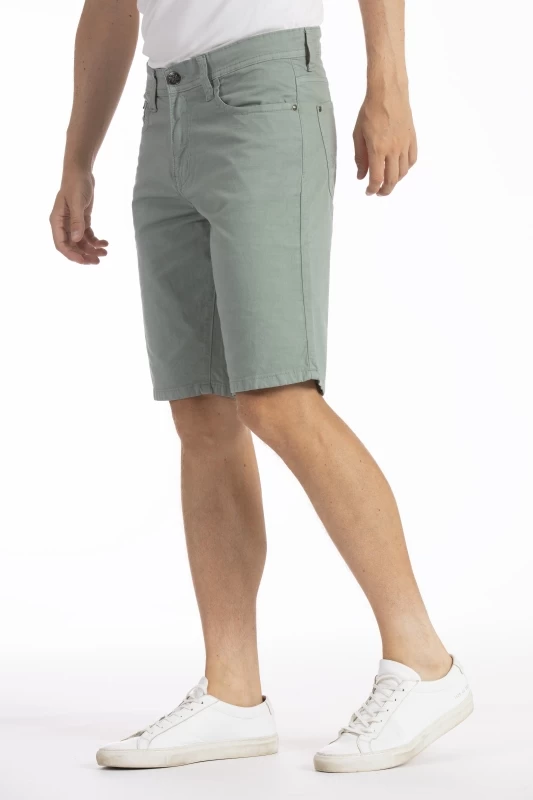 Relaxed Bermuda shorts in GENESYX straight cut cotton canvas  (copie)